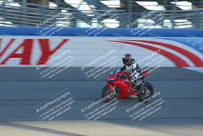 media/Nov-26-2022-Fastrack Riders (Sat) [[b001e85eef]]/Level 2/Session 1 Front Straight/